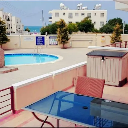Апартаменты Sea View Lighthouse Пафос