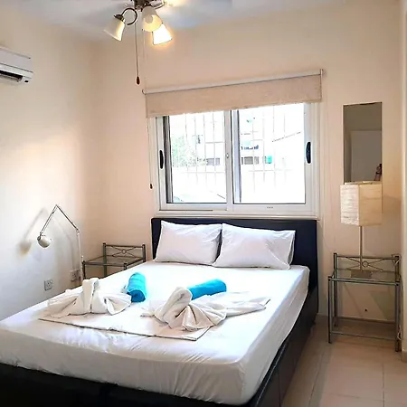 Sea View Lighthouse Apartment *